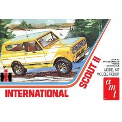 AMT 1/25 1977 International Harvester Scout II Model Kit for Vehicles